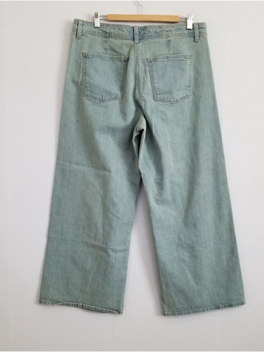 NWT Light Wash High Rise Sailor Wide Leg Jeans Size 14 - Picture 4 of 8
